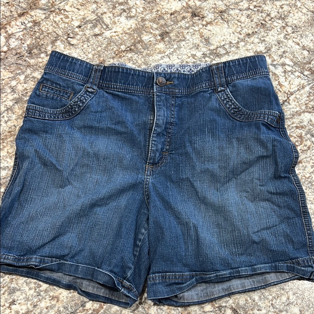Lee Blue Jean Shorts with Folded Hem and Zipper Fly